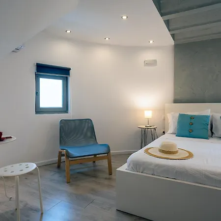 Anemos Windmill בית נופש