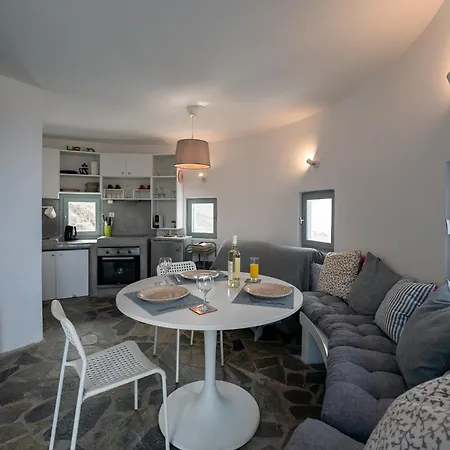 Anemos Windmill בית נופש *